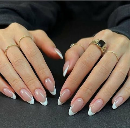 Get salon-perfect nails in minutes 💫 Our Press-On French Nails give you that timeless, clean, and classy look.