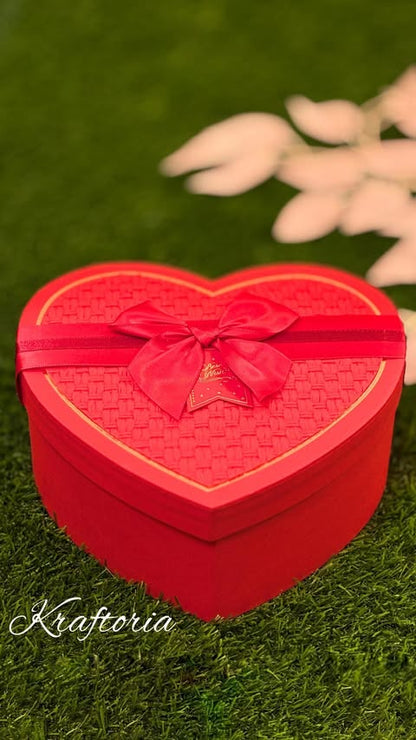 The "Eternal Love" Heart Hamper Box